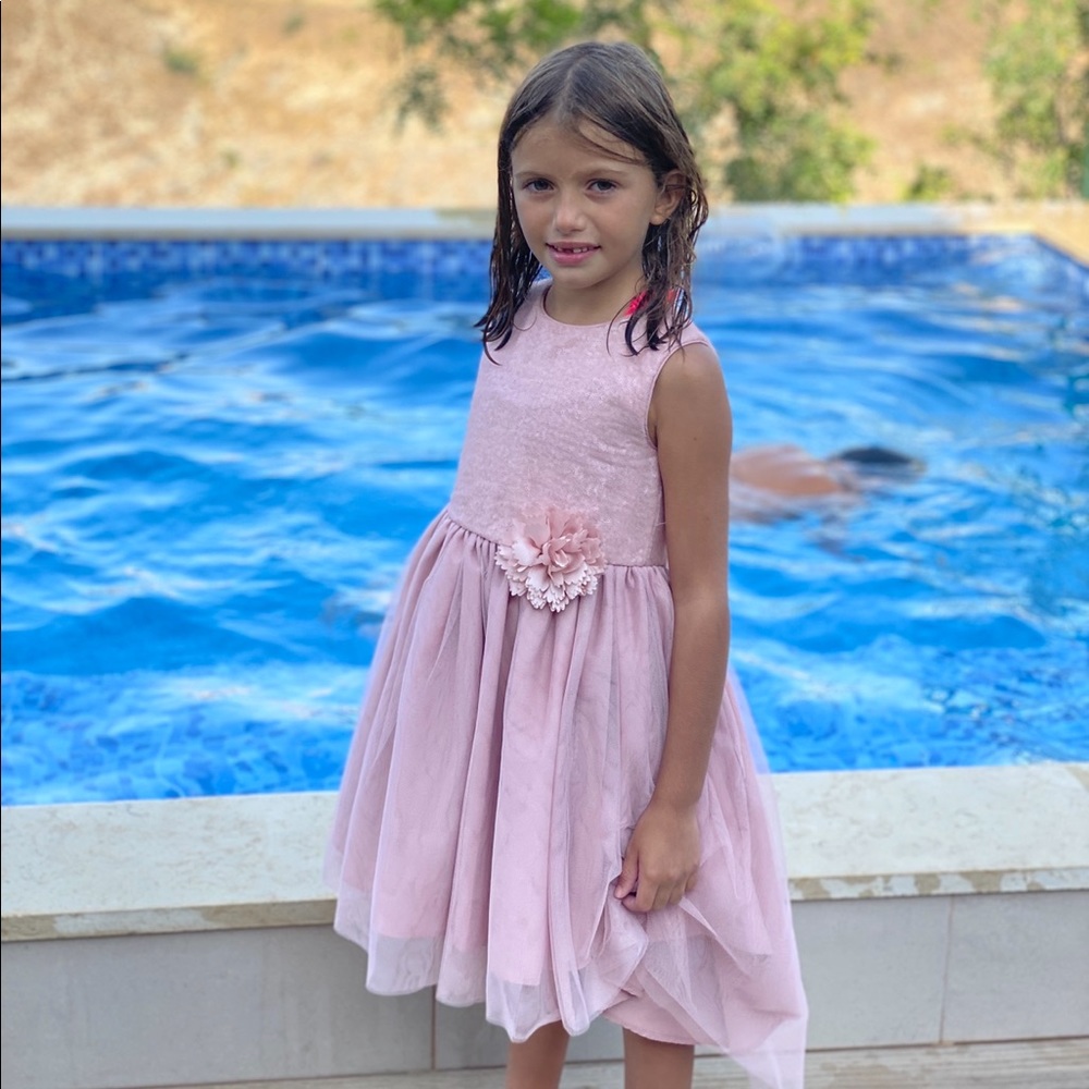 Dress - Picture 2 of 3